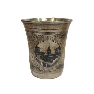 Стопка декорирована двумя овалами Москва 1871