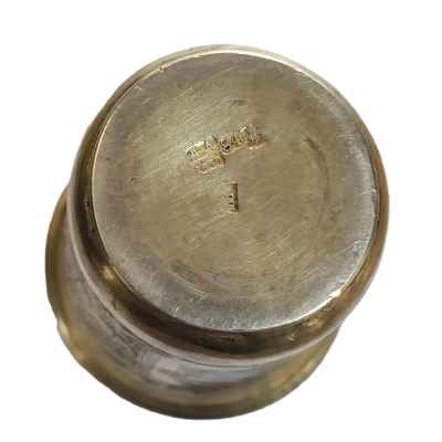 Стопка  декорирована двумя рамками Москва 1859