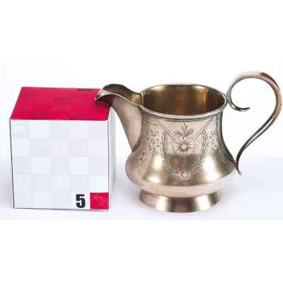 Сливочник серебряный 84 пр. И. Салтыков Москва нач. ХХ в. 72 гр. Н-7,2 см. Москва 1908-1926 гг