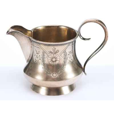 Сливочник серебряный 84 пр. И. Салтыков Москва нач. ХХ в. 72 гр. Н-7,2 см. Москва 1908-1926 гг