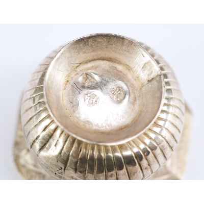 Стопка серебро Ф. Петров Москва 1750-68 гг. 19 гр. 3,6 см. Москва 1750-1768 гг