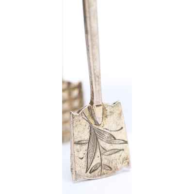 Щипцы для сахара серебро 84 пр. С. Левин Москва нач. ХХ в. 43 гр. 14,2 см. Москва 1899-1906 гг