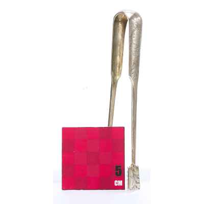 Щипцы для сахара серебро 84 пр. С. Левин Москва нач. ХХ в. 43 гр. 14,2 см. Москва 1899-1906 гг