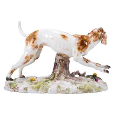 Скульптура Гончая фарфор Хехст (Höchst) 1750-90-е гг. Гессен 32х19 см. Хехст, Германия вторая половина XVIII века