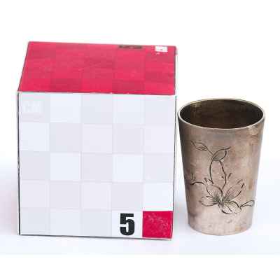 Стопка серебряная модерн 84 пр. В. Семенов Москва нач. ХХ в. 17 гр. Н-4 см. Москва 1899-1908 гг