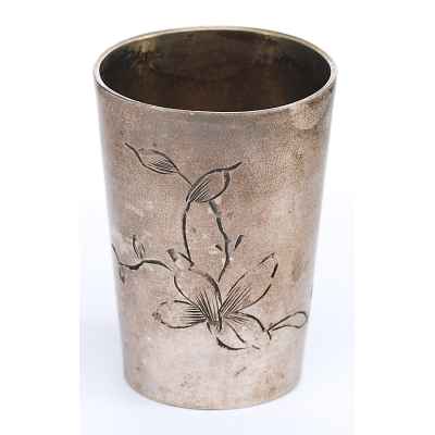 Стопка серебряная модерн 84 пр. В. Семенов Москва нач. ХХ в. 17 гр. Н-4 см. Москва 1899-1908 гг