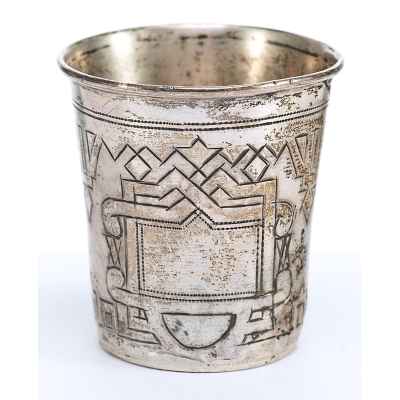 Стопка в Русском стиле серебро без проб нач. ХХ в. 34 гр.Н-4,8 см. Россия конец XIX - начало ХХ вв