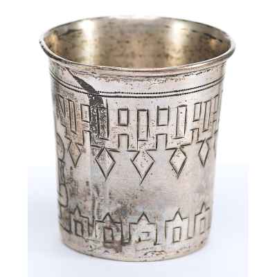 Стопка в Русском стиле серебро без проб нач. ХХ в. 34 гр.Н-4,8 см. Россия конец XIX - начало ХХ вв