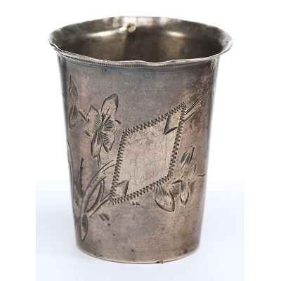 Стопка штихельный декор серебро 84 пр. Кострома нач. ХХ в. 22 гр. Н-4,8 см. Кострома после 1908 г