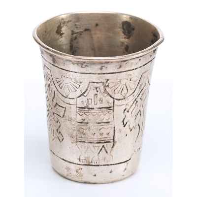 Стопка Русский стиль серебро 84 пр. С. Орлов Москва 1884 г. Н-4,5 см. Москва 1884