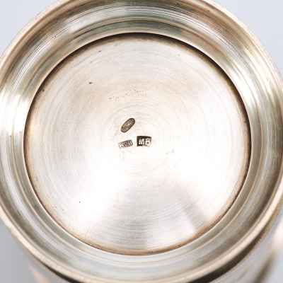 Кружка серебро 84 пр. И. Мурашкин Москва нач. ХХ в. 189 гр. 12,4 см. Москва 1899-1908 г