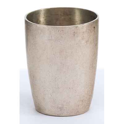 Стопа  с гравировкой серебро 800 пр. Германия 1890-е гг. Н-4,4 см. Германия 1890-е гг