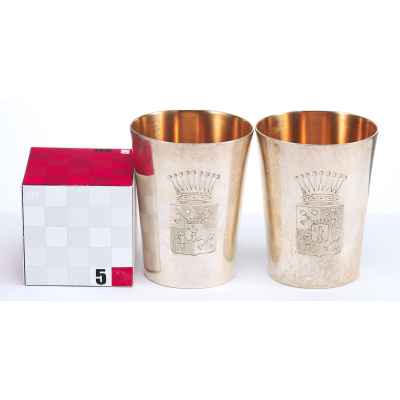 Две геральдические стопы серебро 800 пр. Германия 1880-е гг. 130 гр. Н-7,3 см. Ганновер, Германия после 1888 г