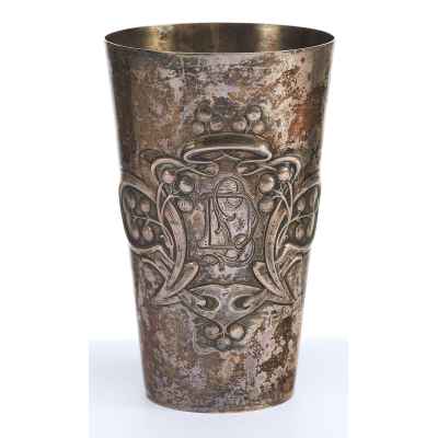 Стакан модерн серебро 800 пр. Германия кон. XIX - нач. XX в. 132 гр. Н-10,8 см. Германия конец XIX - начало XX вв