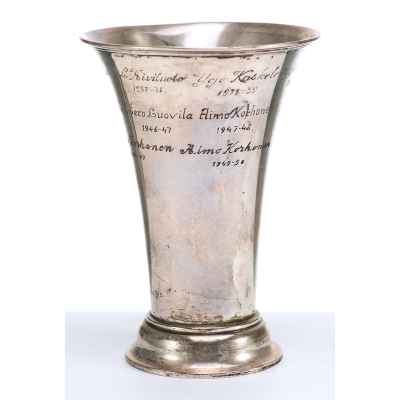 Кубок серебро 813 пр. Финляндия 1934 г. 121 гр. 12,9x9,3 см. Финляндия 1934