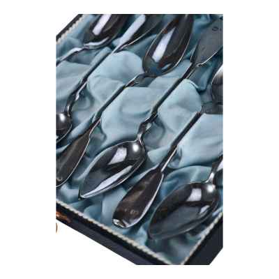 Набор чайных ложек серебро 750 пр. 129 гр. Австрия после 1922 г. Вена (Австрия) после 1922 г