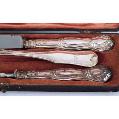 Набор столовых приборов Эгоист в футляре серебро 800 пр. 165,5 гр. Чехия сер. XIX в. Прага до 1867 г