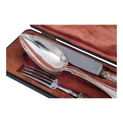 Набор столовых приборов Эгоист в футляре серебро 800 пр. 165,5 гр. Чехия сер. XIX в. Прага до 1867 г