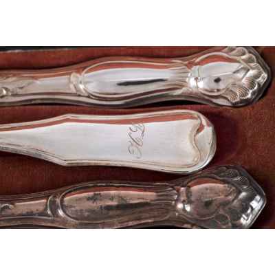 Набор столовых приборов Эгоист в футляре серебро 800 пр. 165,5 гр. Чехия сер. XIX в. Прага до 1867 г