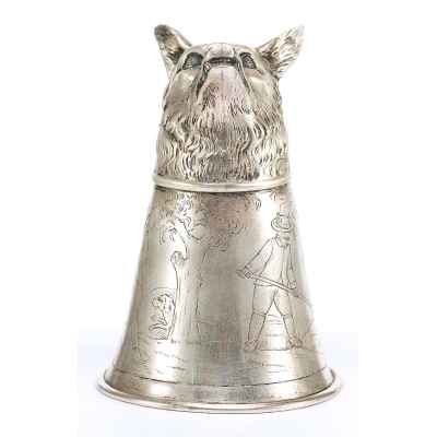 Кубок с головой волка и сценами охоты Германия конец ХІХ века