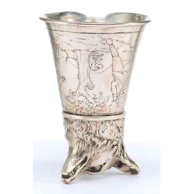 Кубок с головой волка и сценами охоты Германия конец ХІХ века