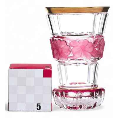 Стакан «ранфбехер» украшенный красными цветами Богемия середина ХХ века