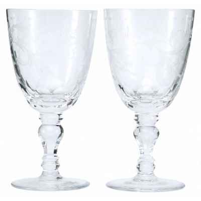 Набор бокалов с гравированным растительным рисунком. Богемия четверть XX века