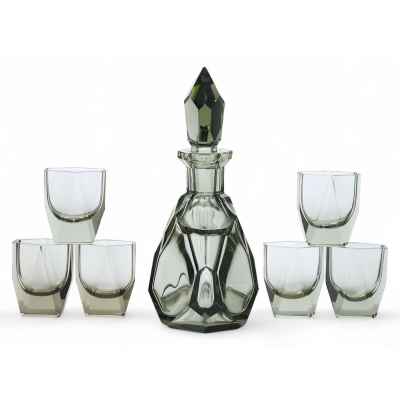Набор для алкогольных напитков из цветного стекла Богемия первая половина XX века