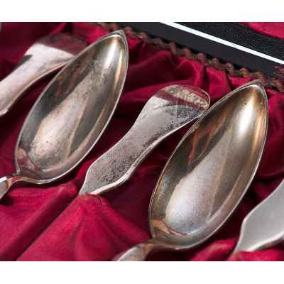 Набор чайных ложек серебро 800 пр. 202 гр. Австрия после 1872 г. Австрия, Вена после 1872 г
