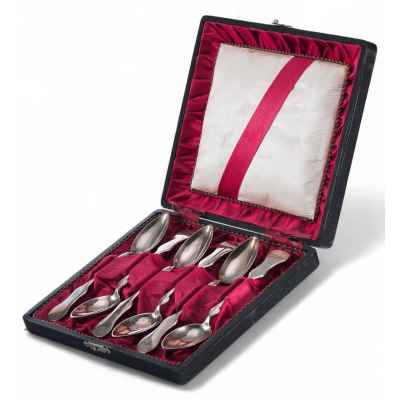 Набор чайных ложек серебро 800 пр. 202 гр. Австрия после 1872 г. Австрия, Вена после 1872 г