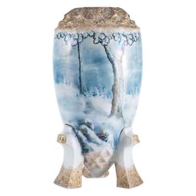 Ваза «Север» Австрия Исполнитель: «Alexandra Porcelain Works Ernst Wahliss» Начало XX века