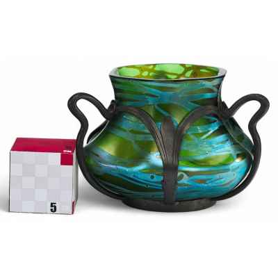 Ваза аквамарин в стиле «модерн» Богемия около 1905 г