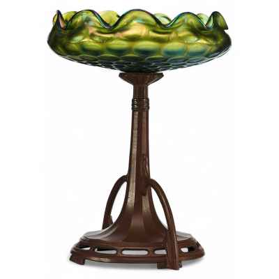 Ваза из цветного стекла с плавными краями Европа Начало XX века