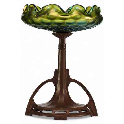 Ваза из цветного стекла с плавными краями Европа Начало XX века