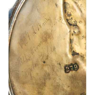 Панно с женским профилем Европа конец XIX — начало XX вв