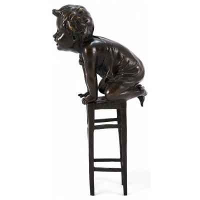 Скульптура «Ребенок на табурете», бронза Франция Первая четверть XX века