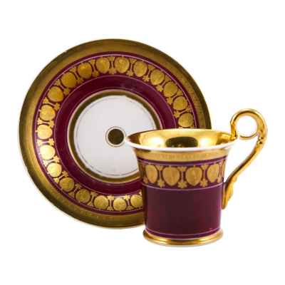 Чайная пара с вишневым фоном и широким фризовым орнаментом Берлин (?) 1815-1820-гг