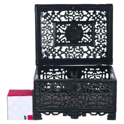 Чугунная шкатулка 