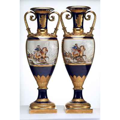 Вазы парные «Наполеон на перевале Сен — Бернар». Западная Европа ХХ век