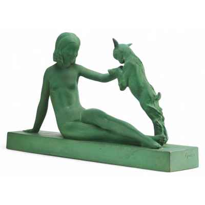 Скульптурная композиция Девушка с козленком Ар Деко скульпт. J. C. Guero Европа Начало XX века