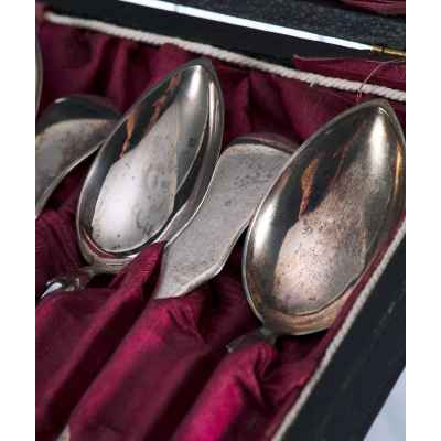 Набор чайных ложек серебро 800 пр. 166 гр. J. C. Кlinkosch Австро-Венгрия нач. ХХ в. Вена, Австрия 1888-1922 гг