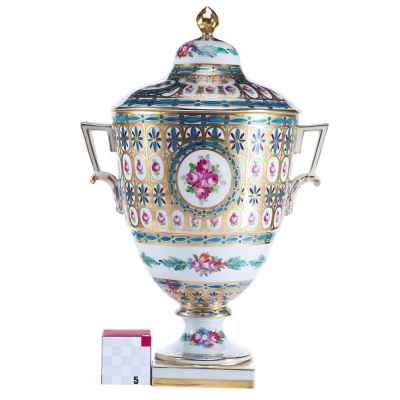 Ваза с крышкой ,Потсшаппель, Германия Потсшаппель, Германия после 1901 г