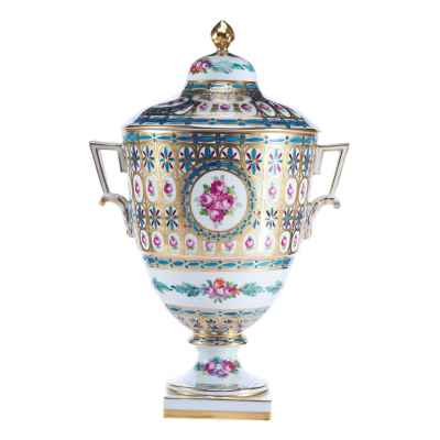 Ваза с крышкой ,Потсшаппель, Германия Потсшаппель, Германия после 1901 г