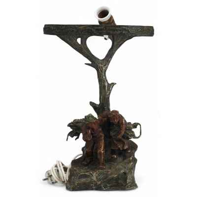 Настольная лампа «Укрывшиеся от  грозы». Германия 1910- е гг