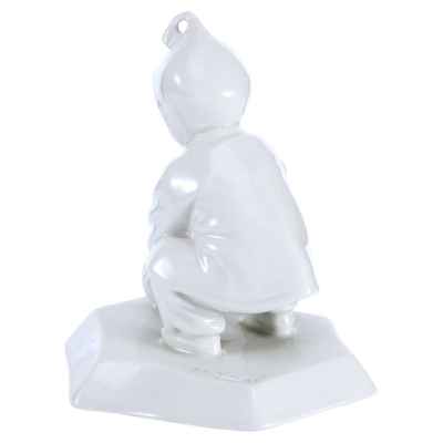 Статуэтка «Ребенок с мячом» Европа 1-я половина XX века