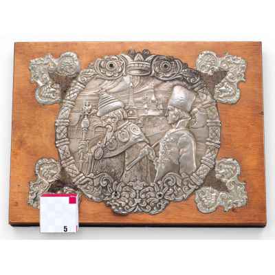 Шкатулка «Царь и стрелец» Екатеринбург. (?) Начало XX века