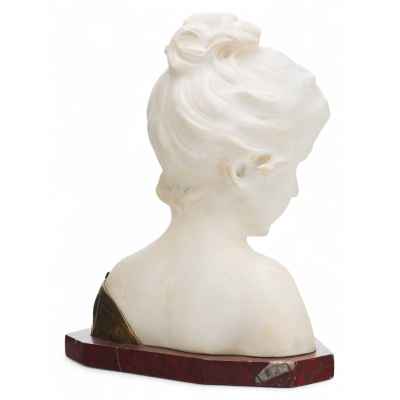 Бюст девочки в стиле Ар- Деко.  Первая четверть XX века