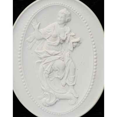 Скульптурный рельеф «Талия» Мейсен, Германия 1981-1982 гг