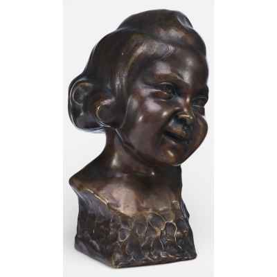 Скульптура «Голова девочки», Вена. Вена, Австрия начало ХХ века