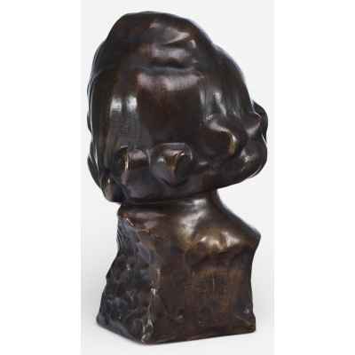 Скульптура «Голова девочки», Вена. Вена, Австрия начало ХХ века